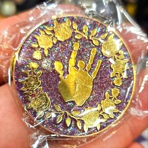 Grateful Dead Garcia Tribute Hand Print Raised Gold Tone And Maroon 1.5" Hat Pin